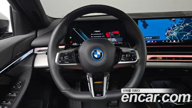 BMW 5-Series 5 серия (G60) — Фото автомобиля 12