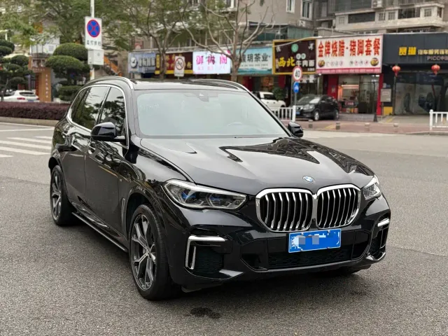 BMW X5 — Фото автомобиля 3