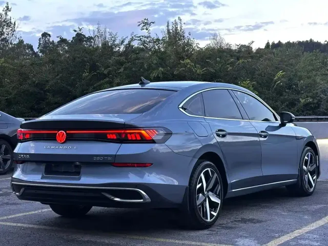 Volkswagen Lamando — Фото автомобиля 9