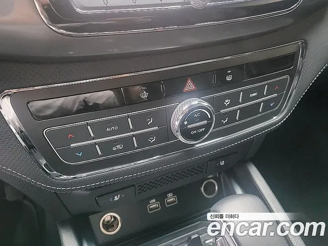 KG_Mobility_Ssangyong Rexton Новый Rexton Sport Дизель 2.2 2WD — Фото автомобиля 13