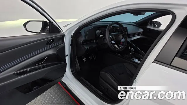 Hyundai AVANTE — Фото автомобиля 8