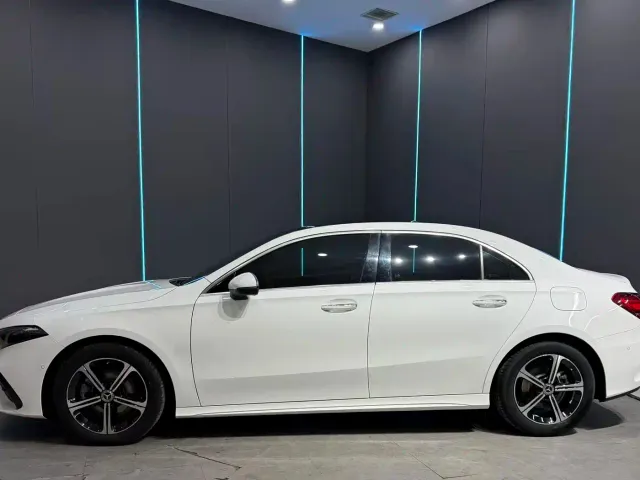 Mercedes-Benz A-Class — Фото автомобиля 5