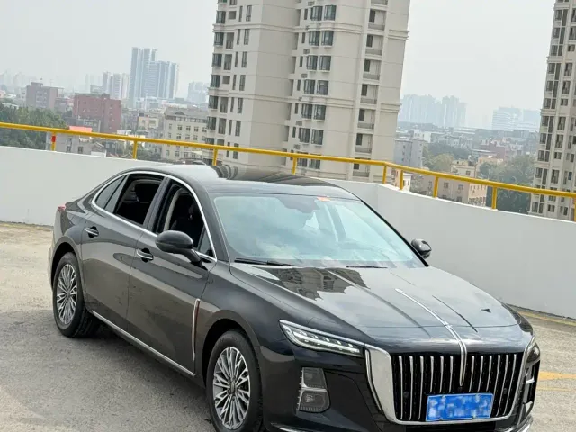 Hongqi H5 — Фото автомобиля 3