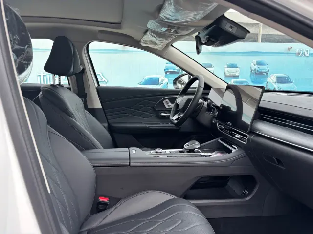 Chery Arrizo 8 PRO — Фото автомобиля 5