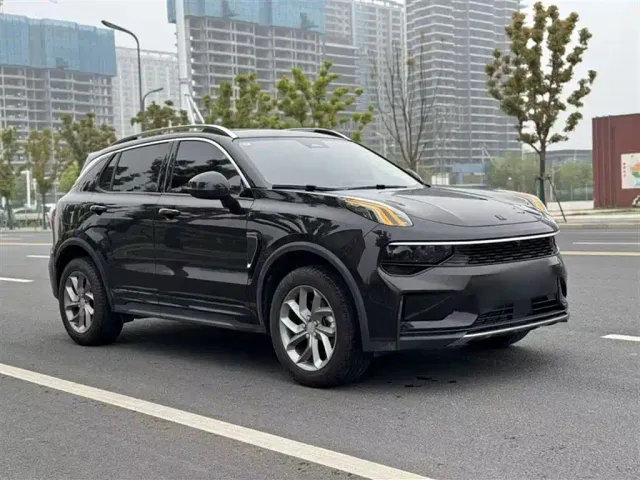 Lynk & Co 01 — Фото автомобиля 22