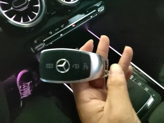 Mercedes-Benz GLB-Class — Фото автомобиля 12