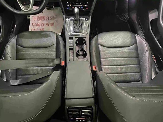 Volkswagen CC — Фото автомобиля 12