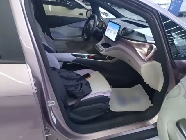 BYD Dolphin — Фото автомобиля 24