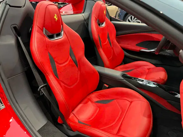 Ferrari 296 — Фото автомобиля 8