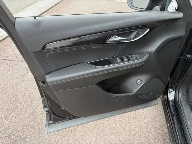 Buick Envision Plus — Фото автомобиля 6