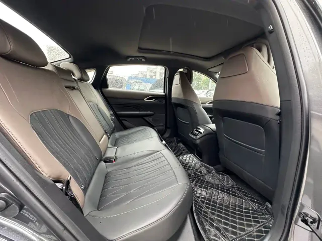 Changan Eado — Фото автомобиля 11