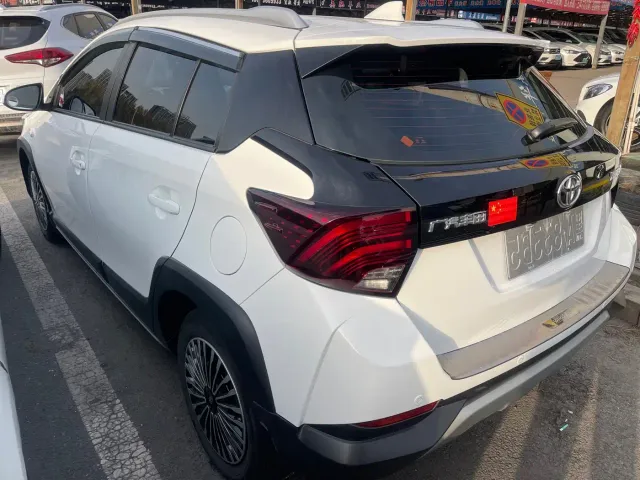Toyota YARiS L Zhi Xuan — Фото автомобиля 12