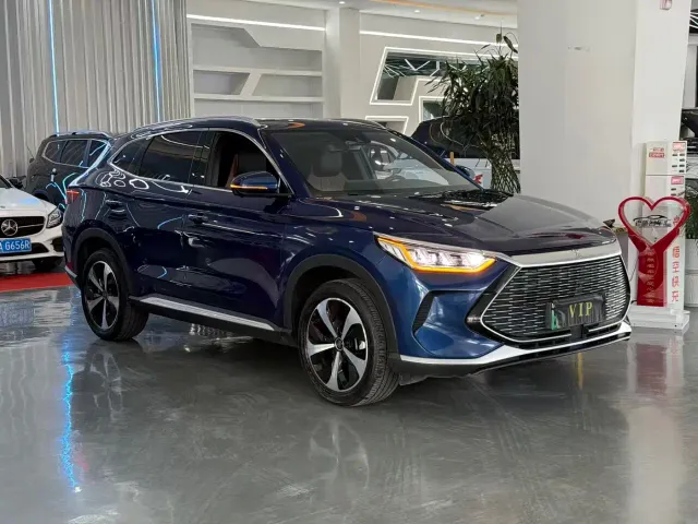 BYD Song PLUS — Фото автомобиля 3