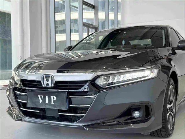 Honda Accord — Фото автомобиля 12