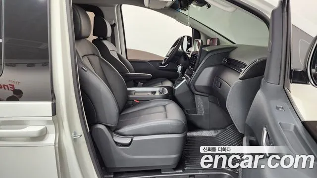 Hyundai Staria — Фото автомобиля 25