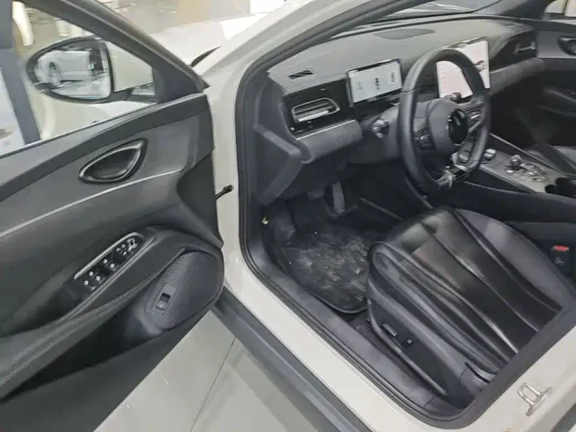BYD Seal 06 — Фото автомобиля 15
