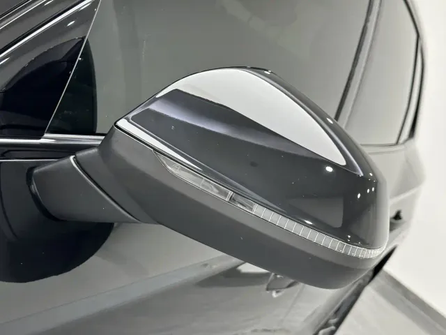 Audi Q5L — Фото автомобиля 22