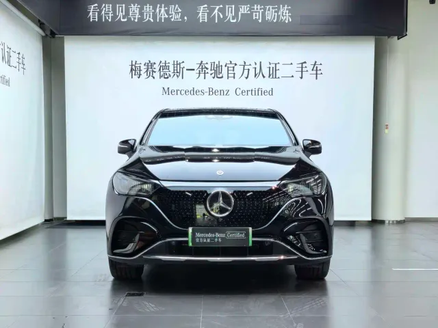 Mercedes-Benz EQE SUV — Фото автомобиля 4