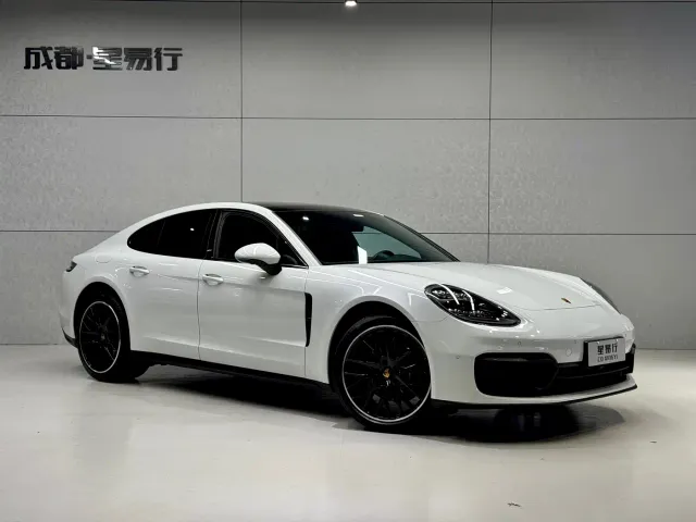 Porsche Panamera — Фото автомобиля 3