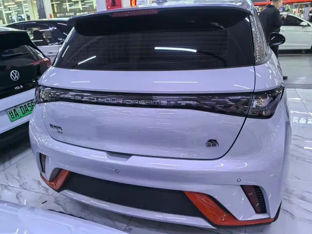 BYD Dolphin — Фото автомобиля 5
