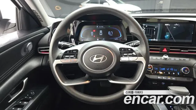 Hyundai AVANTE Новый Avante (CN7) — Фото автомобиля 16