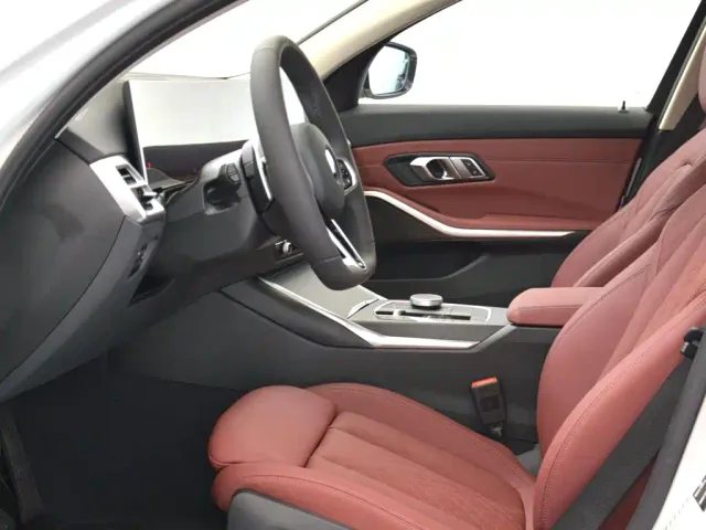 BMW 3 Series — Фото автомобиля 10