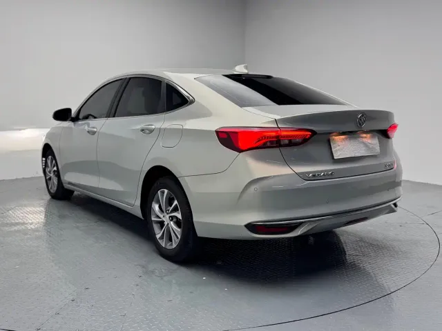 Buick Verano — Фото автомобиля 5