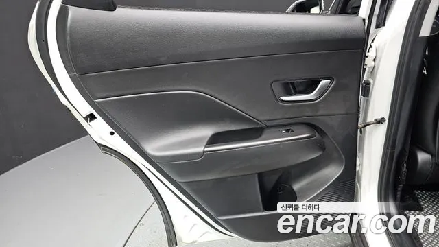 Hyundai Kona SX2 — Фото автомобиля 14