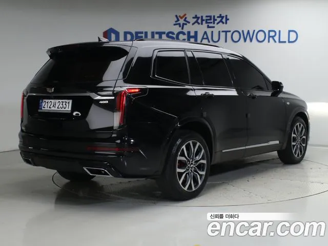 Cadillac XT6 — Фото автомобиля 2