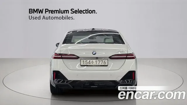 BMW 5 Series G60 — Фото автомобиля 4
