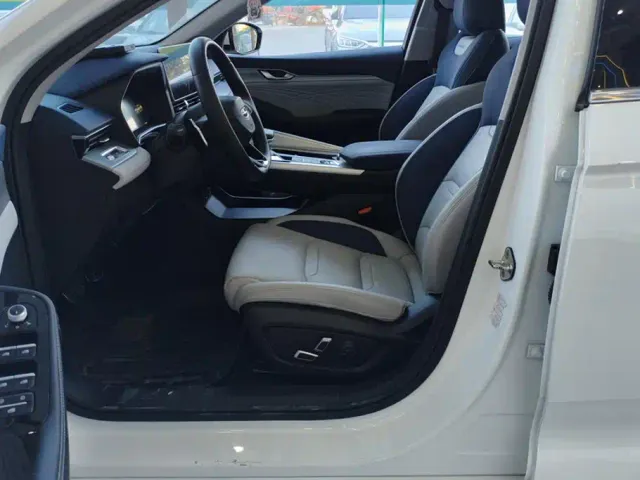 Geely Xingrui — Фото автомобиля 9