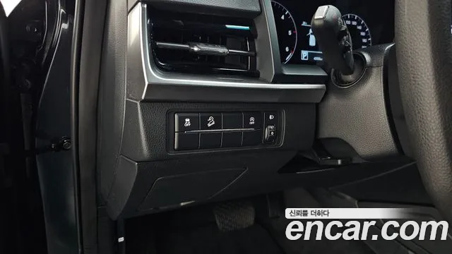 KG_Mobility_Ssangyong Rexton Новый Rexton Sport Khan Дизель 2.2 4WD — Фото автомобиля 16