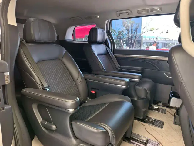 GAC Trumpchi M8 — Фото автомобиля 18