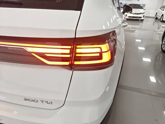 Volkswagen Tharu — Фото автомобиля 7