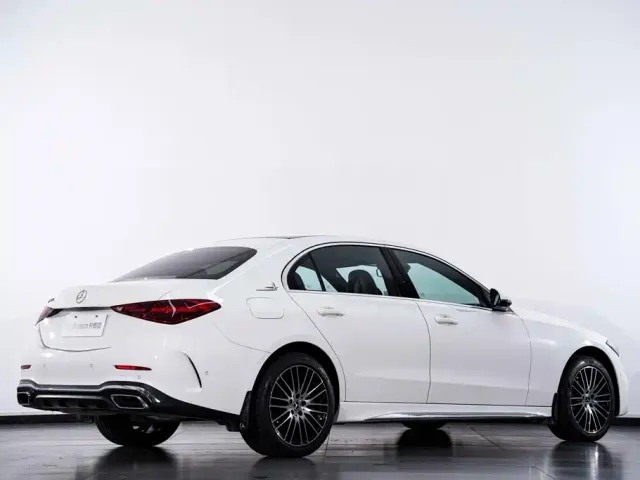 Mercedes-Benz C-Class — Фото автомобиля 6