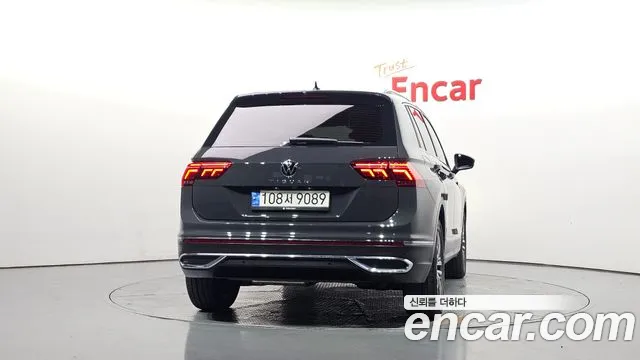 Volkswagen Tiguan Tiguan 2 поколение 2.0 TDI Prestige — Фото автомобиля 3