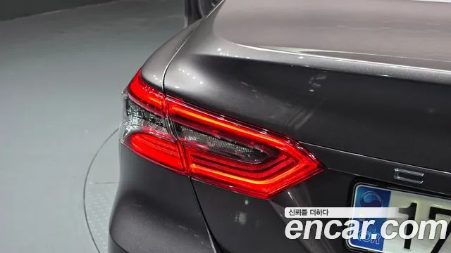Toyota Camry — Фото автомобиля 21