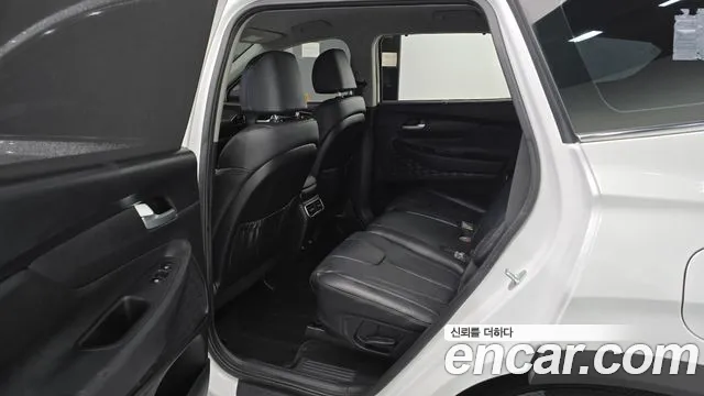 Hyundai Santafe Новый Santa Fe Бензин 2.5T 2WD — Фото автомобиля 11