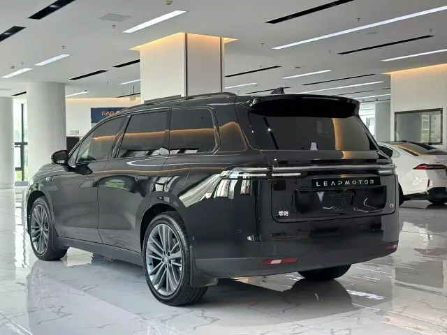 Leapmotor Leapmotor C16 2024 Pure Electric 520 Premium Edition — Фото автомобиля 9