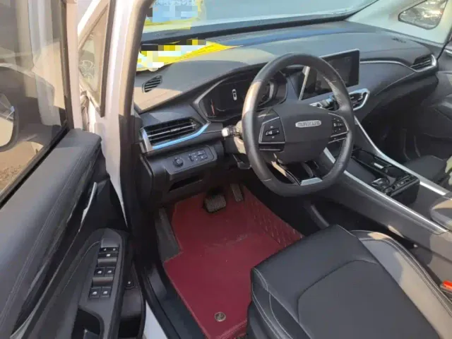 Maxus G50 — Фото автомобиля 15