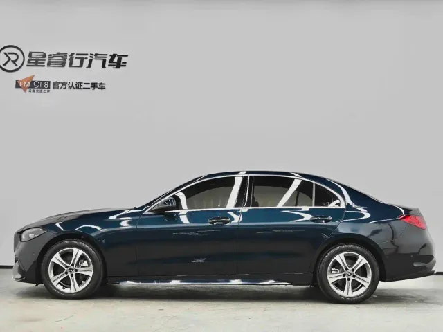 Mercedes-Benz C-Class — Фото автомобиля 25
