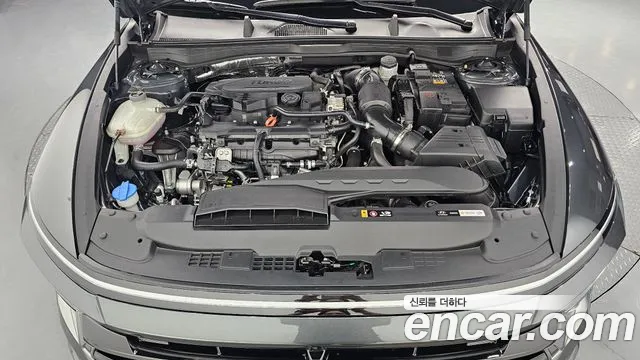 Hyundai Sonata — Фото автомобиля 9