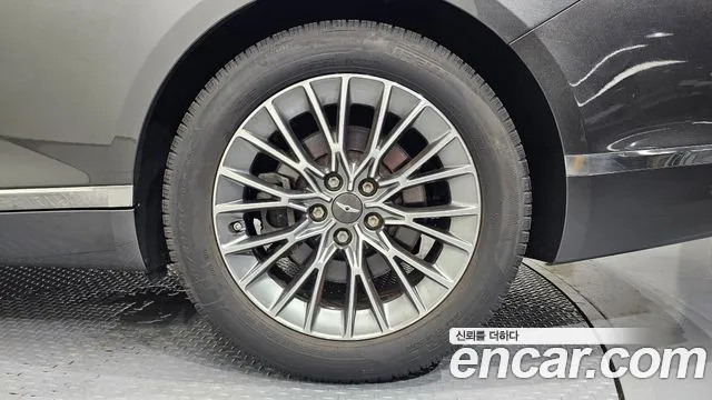 Genesis G80 Бензин 2.5 турбо 2WD — Фото автомобиля 20