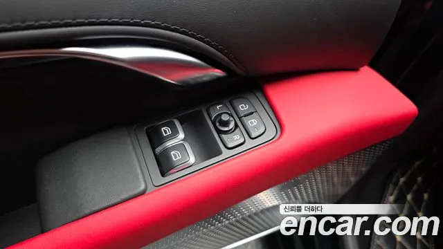 Lotus Emira — Фото автомобиля 22