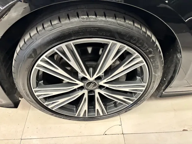 Audi A6L — Фото автомобиля 5