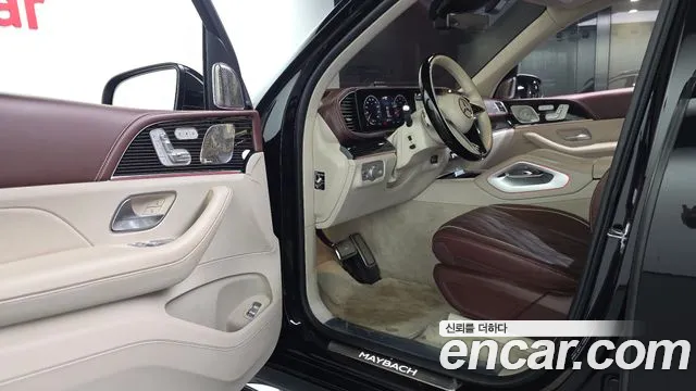 Mercedes-Benz GLS-Class — Фото автомобиля 9