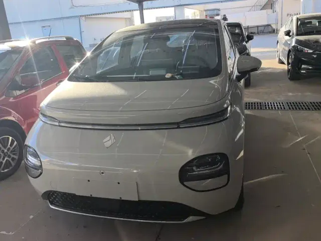 Baojun Cloud — Фото автомобиля 2