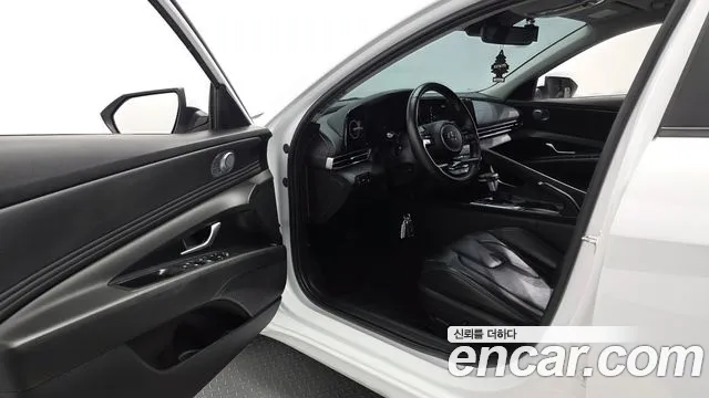 Hyundai Avante CN7 — Фото автомобиля 15