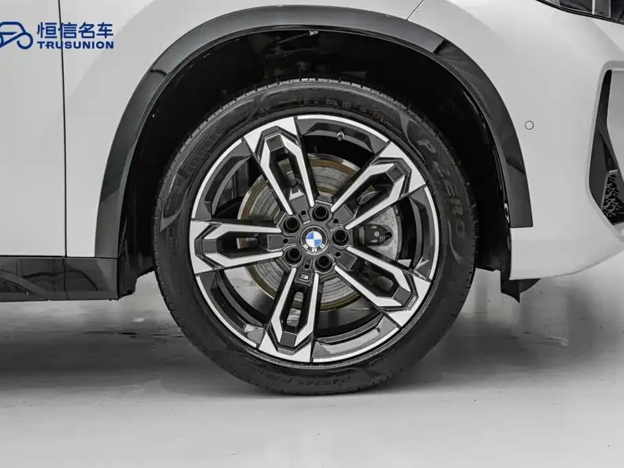 BMW BMW X1 2023 xDrive25Li M Sport Package — Фото автомобиля 7