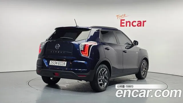 KG_Mobility_Ssangyong TIBOLI Very New Tivoli Бензин 1.5 2WD — Фото автомобиля 2